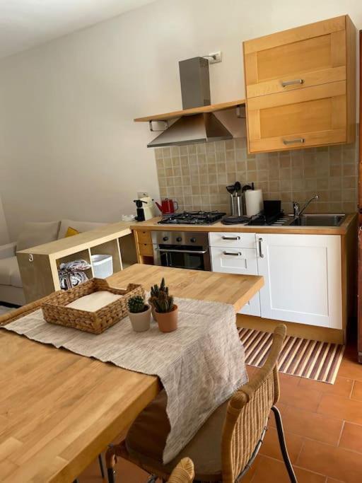 Apartment Gaia - A Due Passi Dal Centro Laveno-Mombello